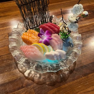 Sashimi Deluxe🐟